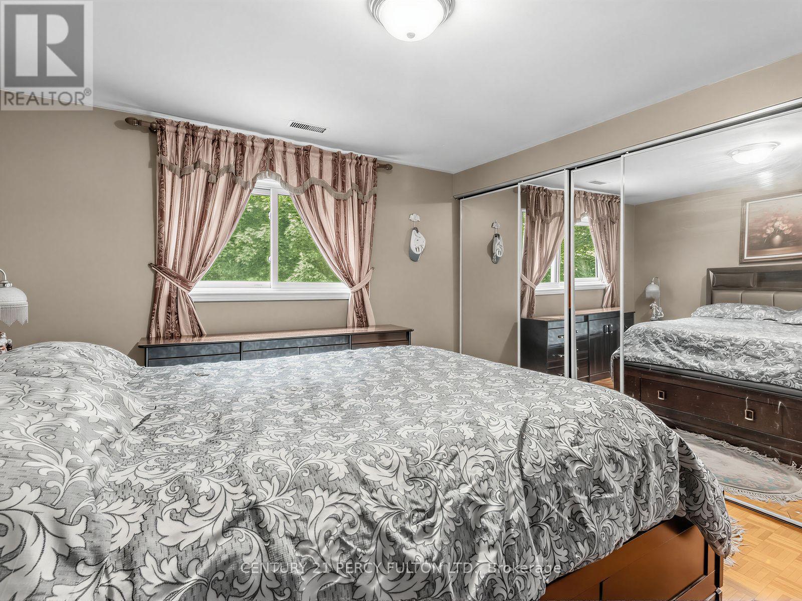 388 HANDLEY CRESCENT - 20