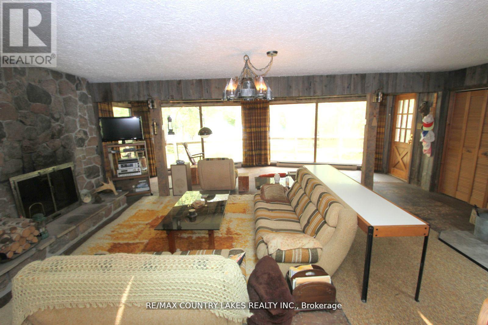 B40440 SHORE ROAD - 18