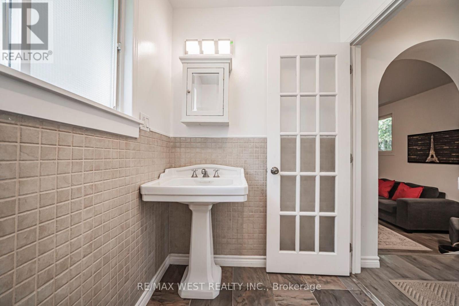 9510 MORNING GLORY ROAD - Image 37