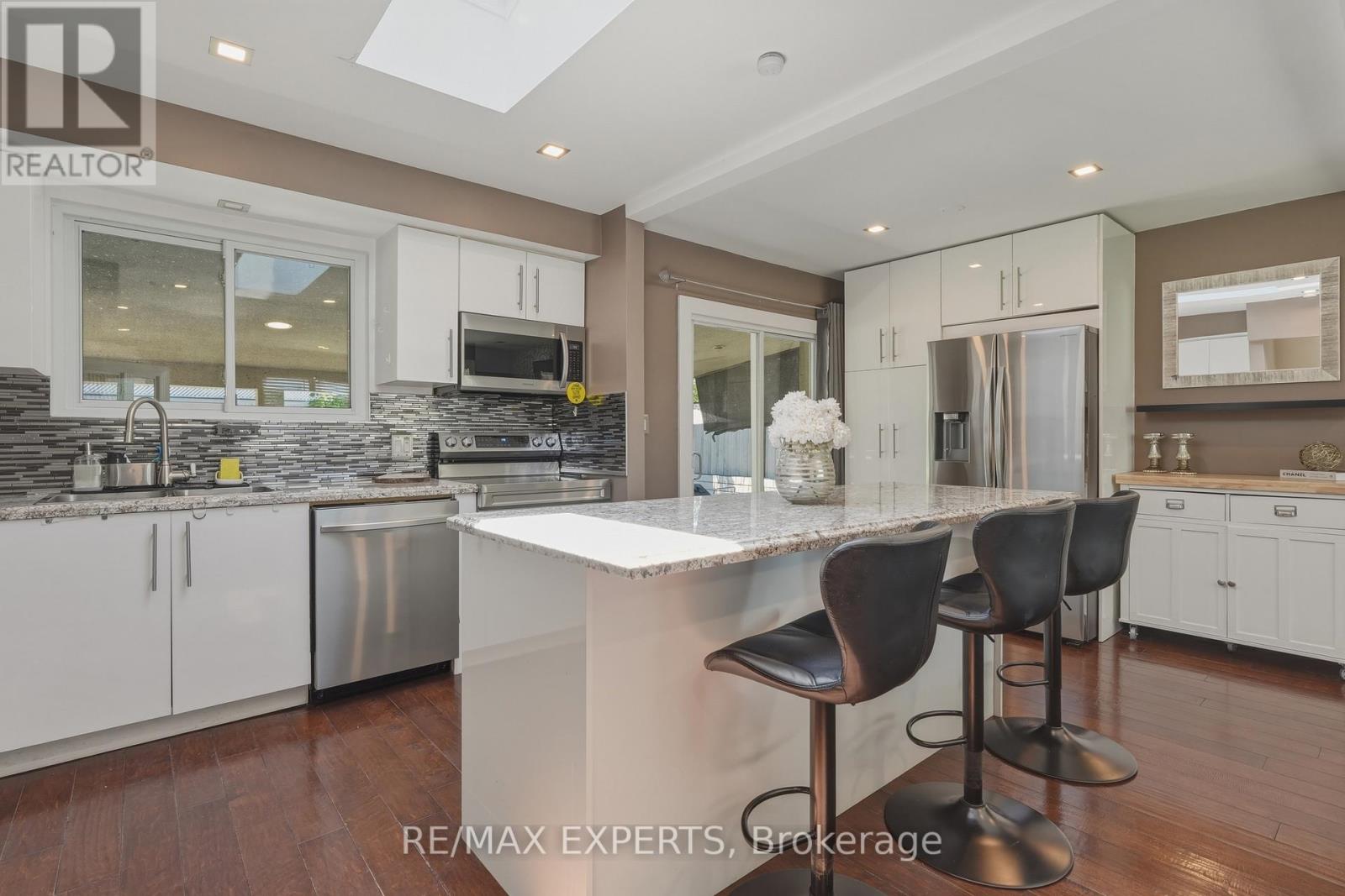 7142 ROSSEAU PLACE - 10