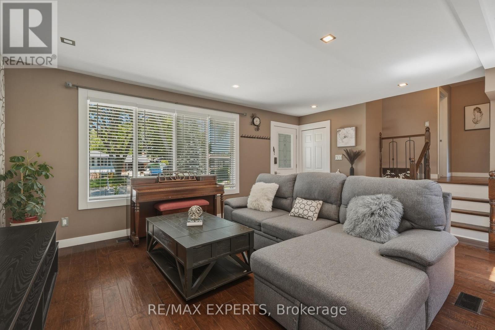 7142 ROSSEAU PLACE - 15
