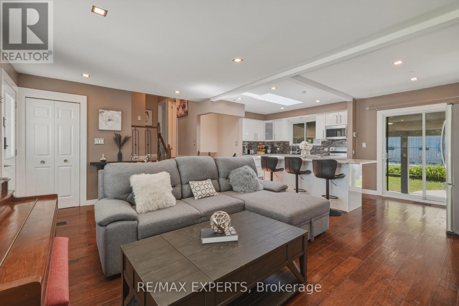 7142 ROSSEAU PLACE - 16