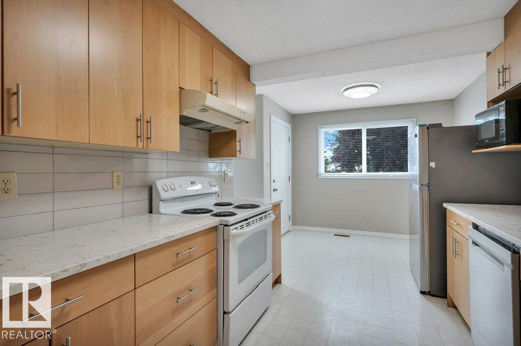 #22 1651 46 ST NW - 16
