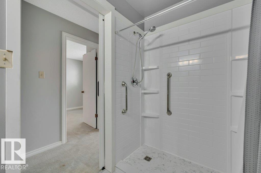 #22 1651 46 ST NW - Image 29