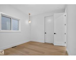 8791 Mayday Ln Sw, Edmonton, AB T6X3E9 Photo 39