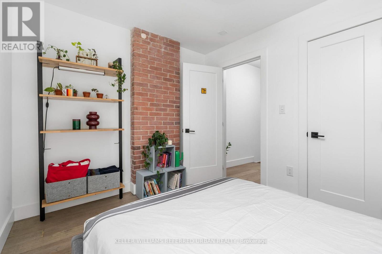 21 MILLBROOK CRESCENT - 22