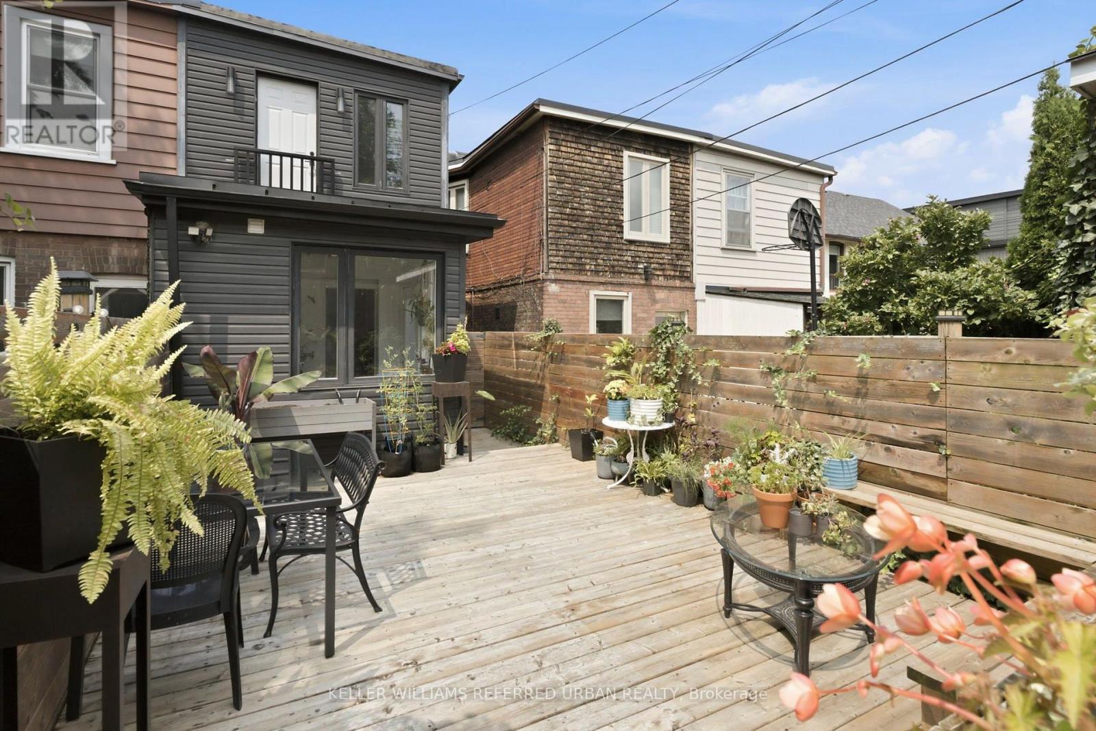 21 MILLBROOK CRESCENT - 32