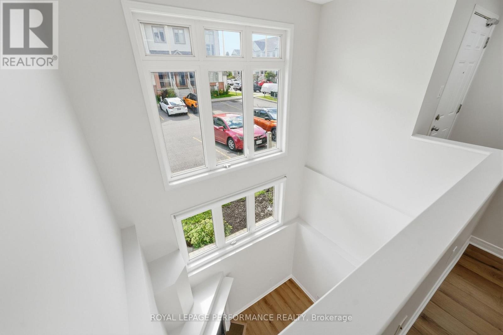 322 Galston Private