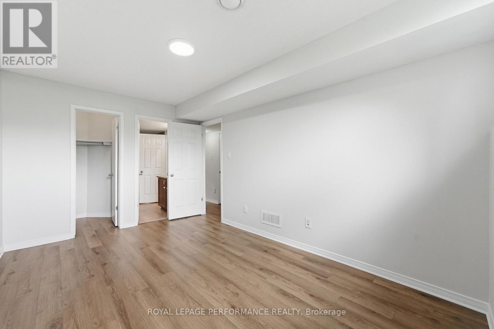 322 Galston Private