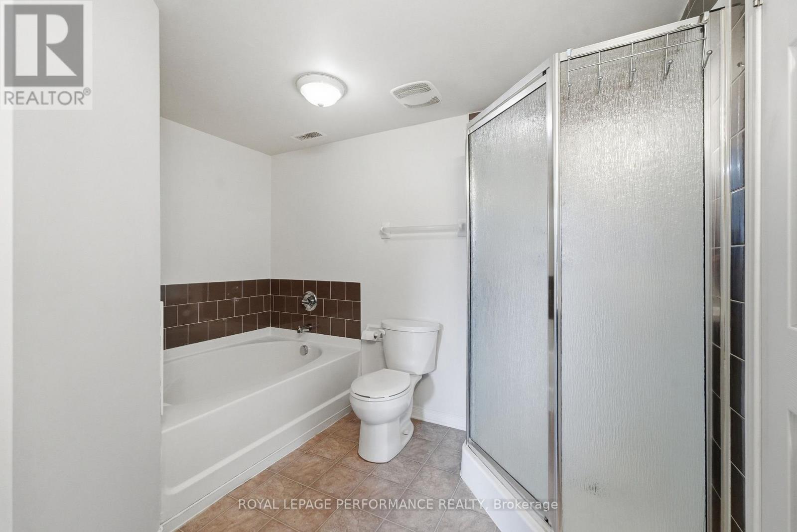 322 Galston Private