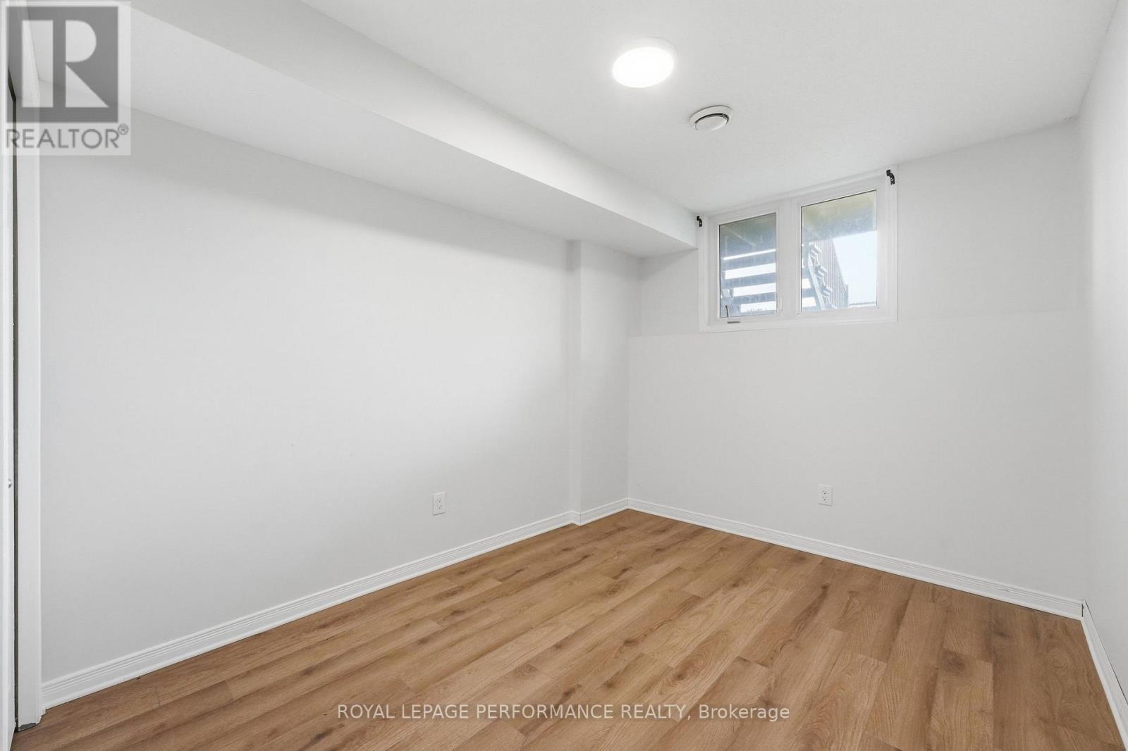 322 Galston Private
