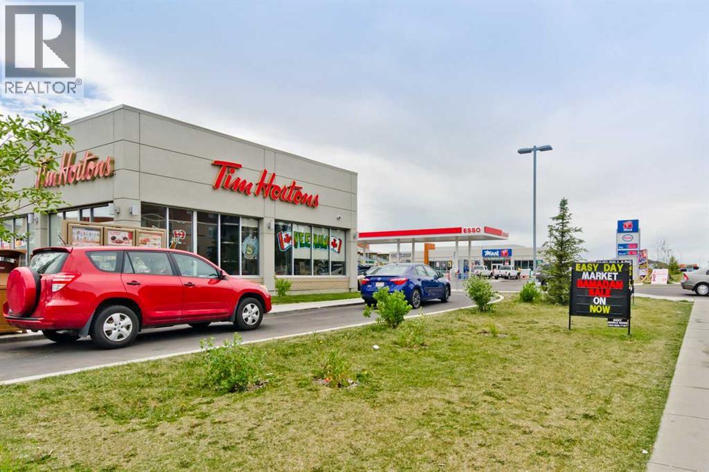 133 Saddlecrest Green NE - 41