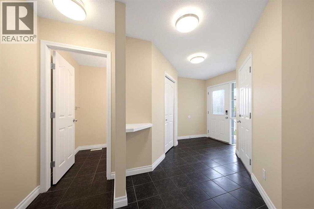 133 Saddlecrest Green NE - 5