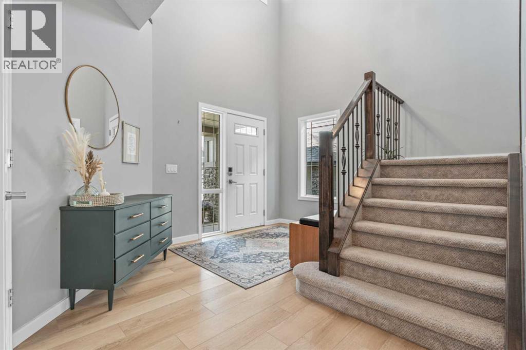 6 Storm Mountain Place, Mountainview, Okotoks photo 3