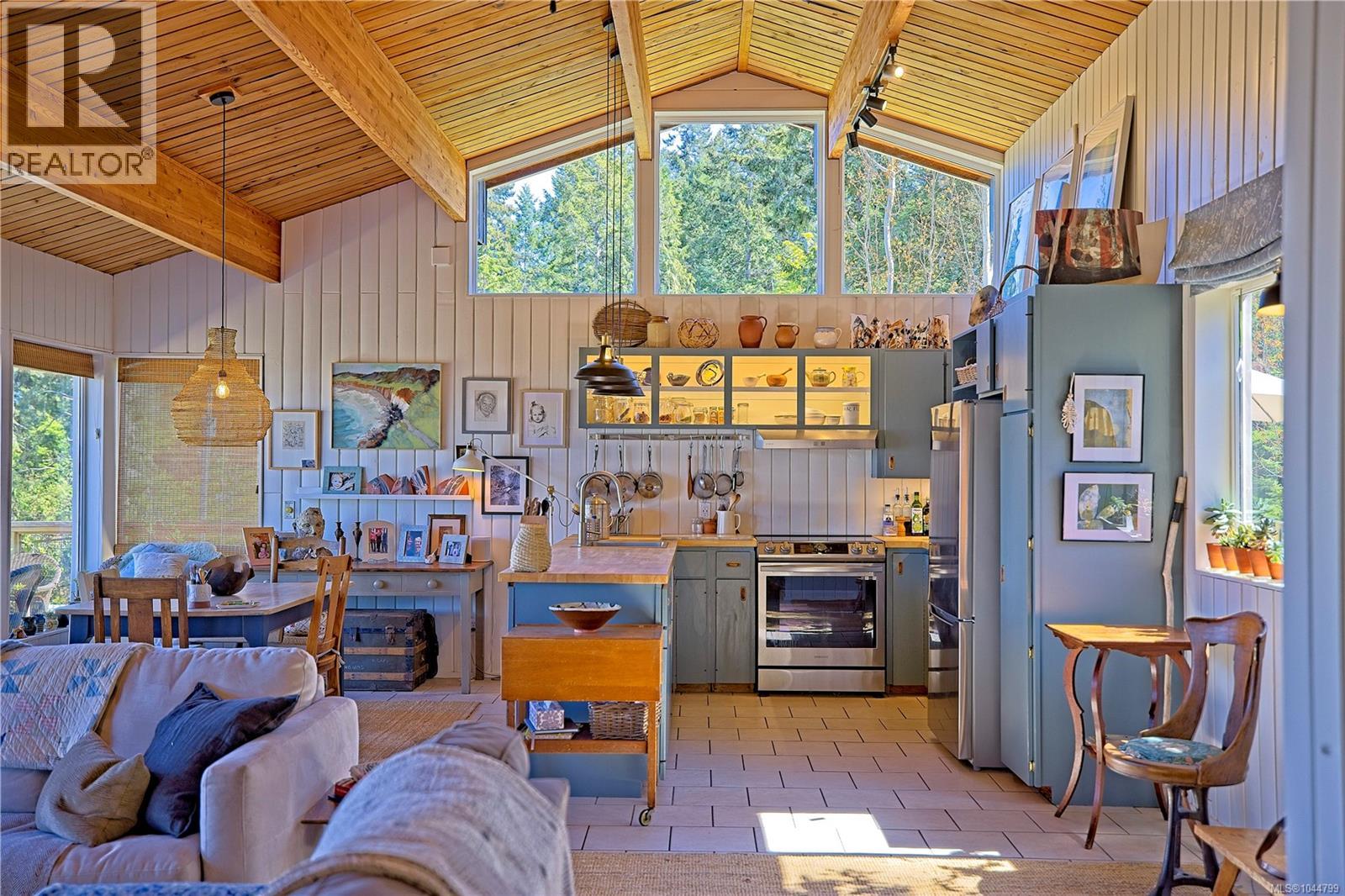  1607 North Beach Road, Salt Spring