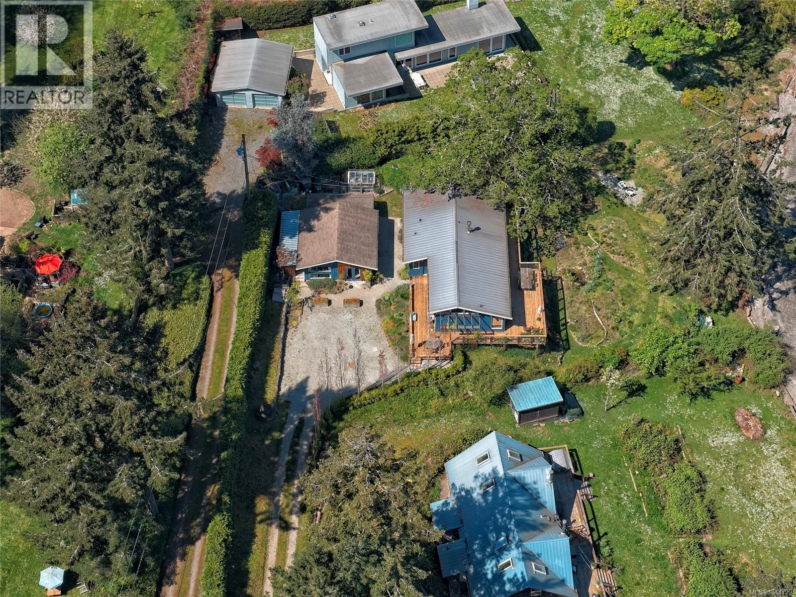  1607 North Beach Road, Salt Spring