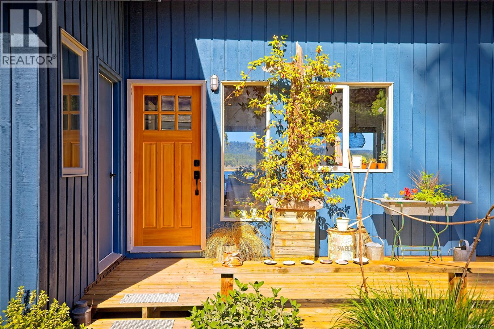  1607 North Beach Road, Salt Spring