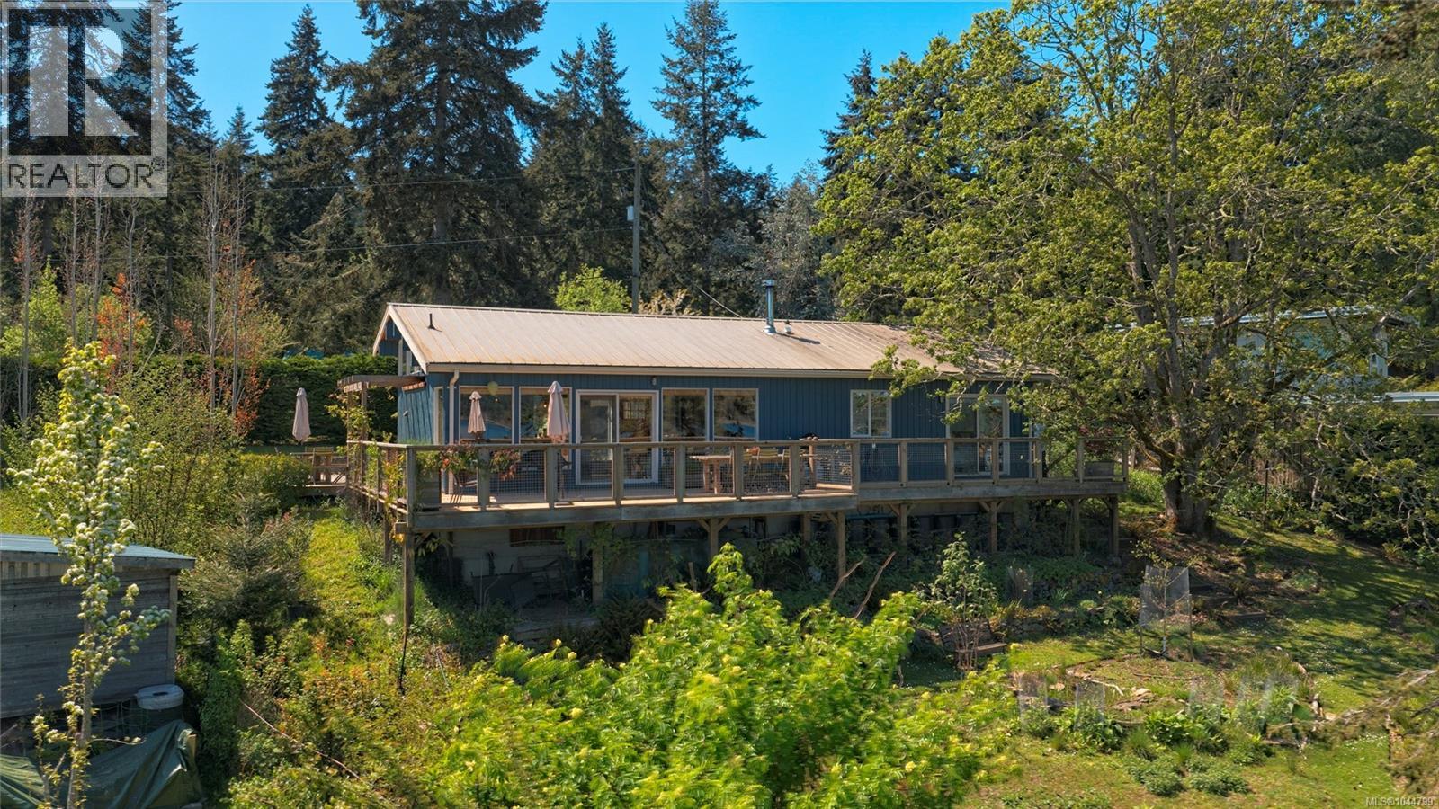  1607 North Beach Road, Salt Spring