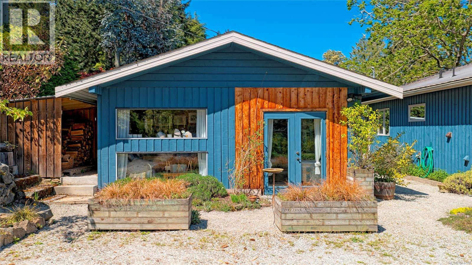  1607 North Beach Road, Salt Spring