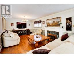 Primary Bedroom - 5 Byworth Boulevard, Toronto, ON M9R1W7 Photo 15
