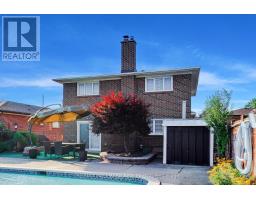 5 Byworth Boulevard, Toronto, ON M9R1W7 Photo 40
