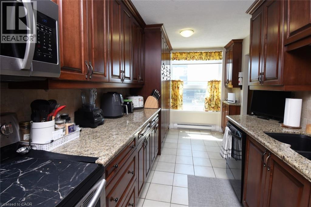 #1204 75 QUEEN Street N - 12