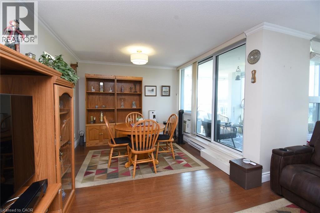 #1204 75 QUEEN Street N - 9