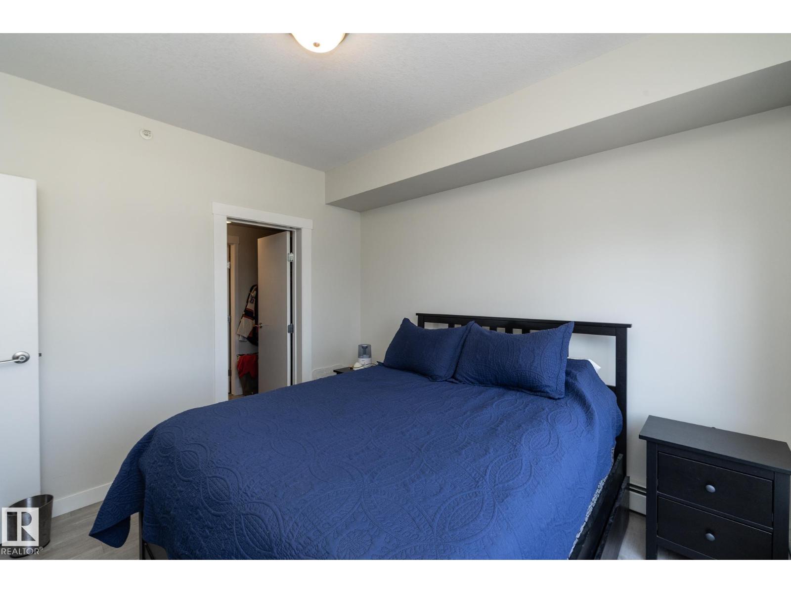 #2402 10410 102 AV NW - Image 24