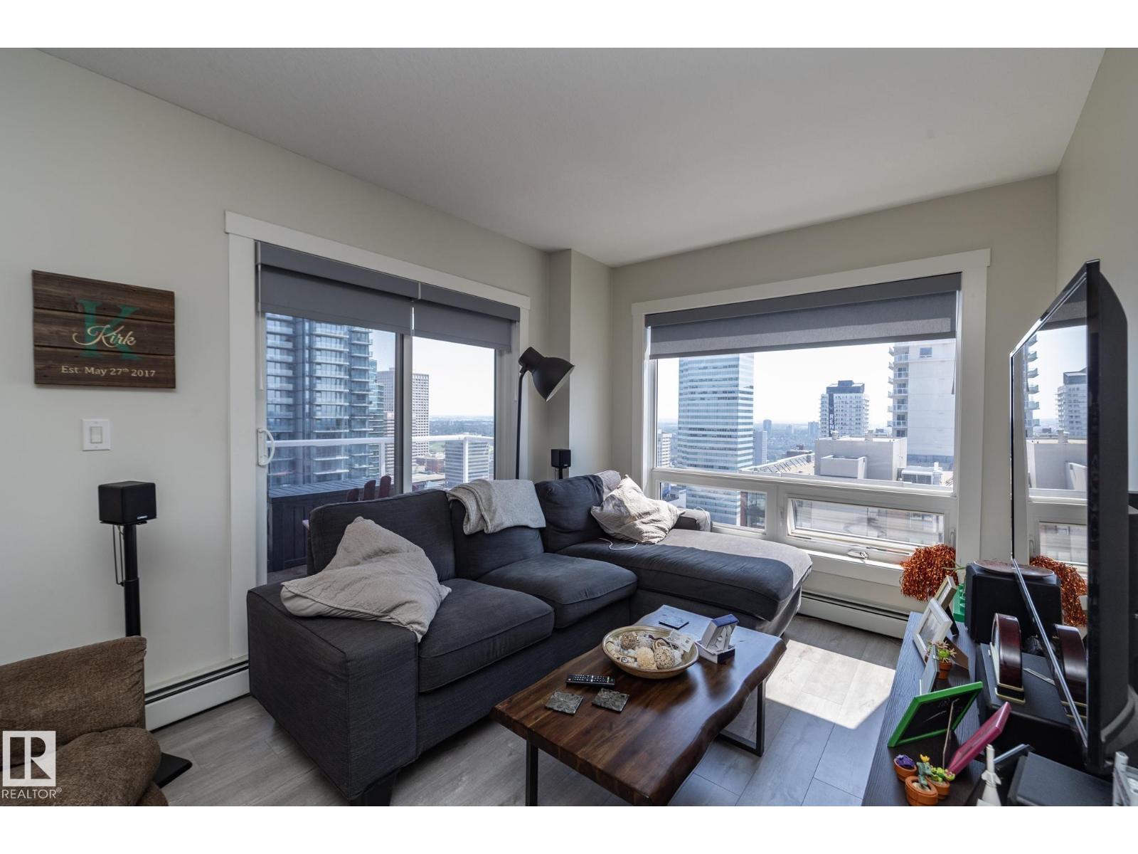#2402 10410 102 AV NW - 14