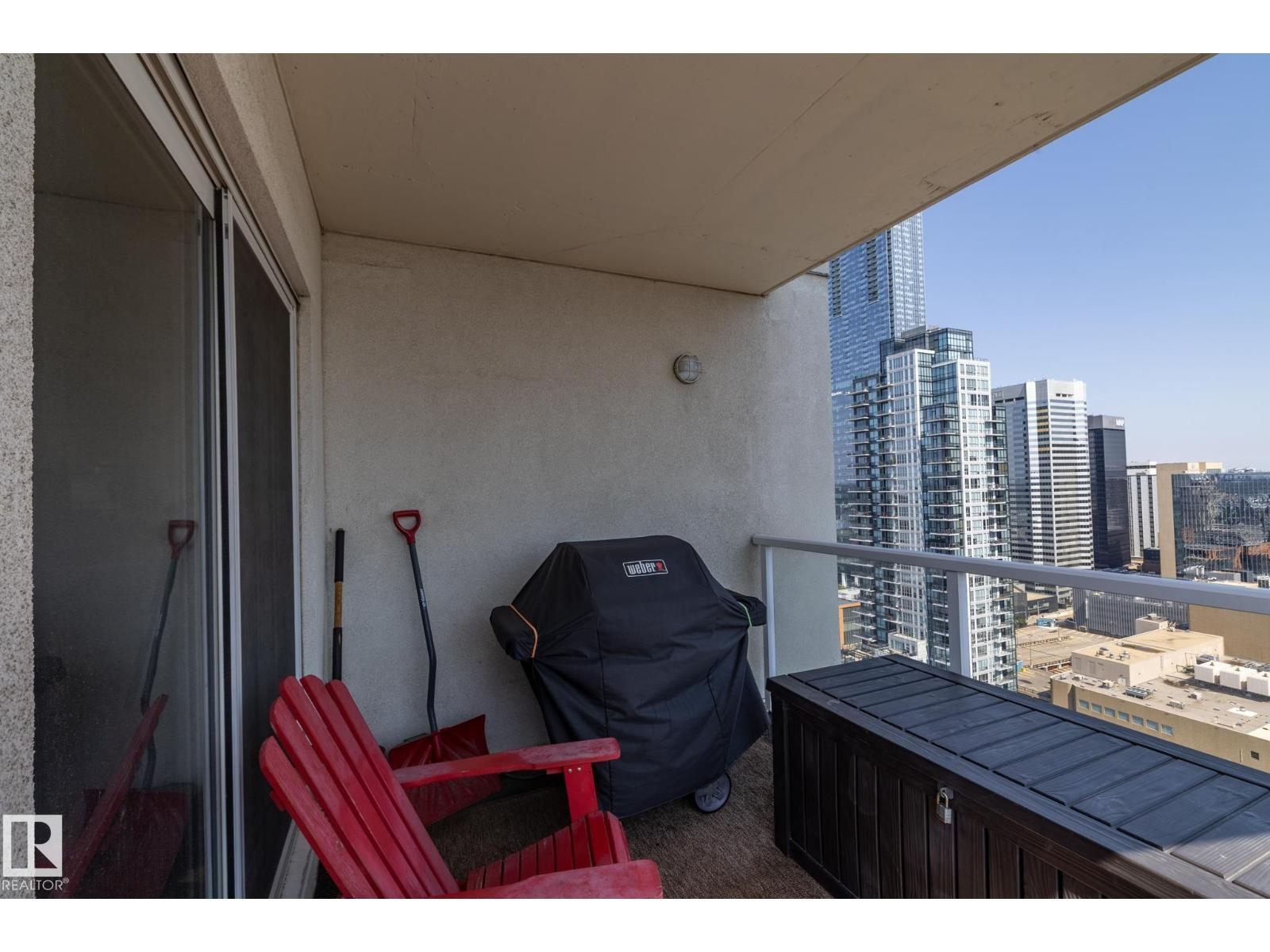 #2402 10410 102 AV NW - Image 35