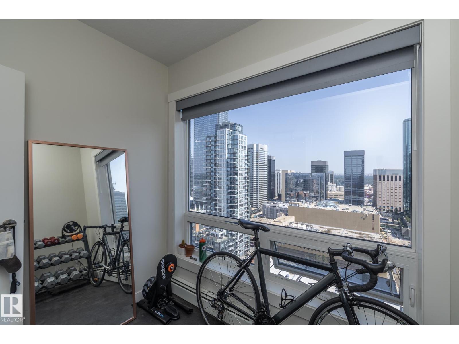 #2402 10410 102 AV NW - Image 20