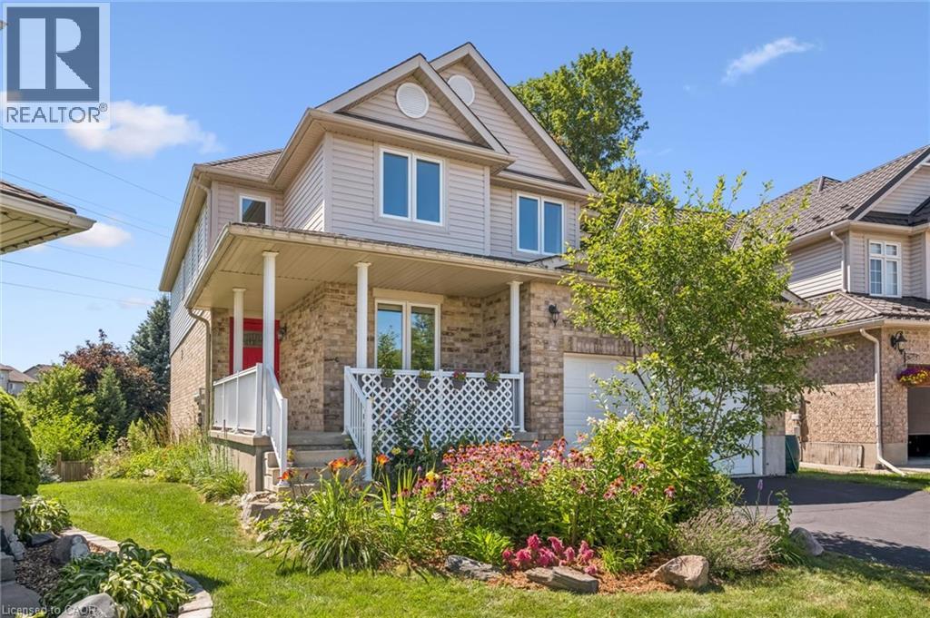 56 HENHOEFFER Crescent — photo 3