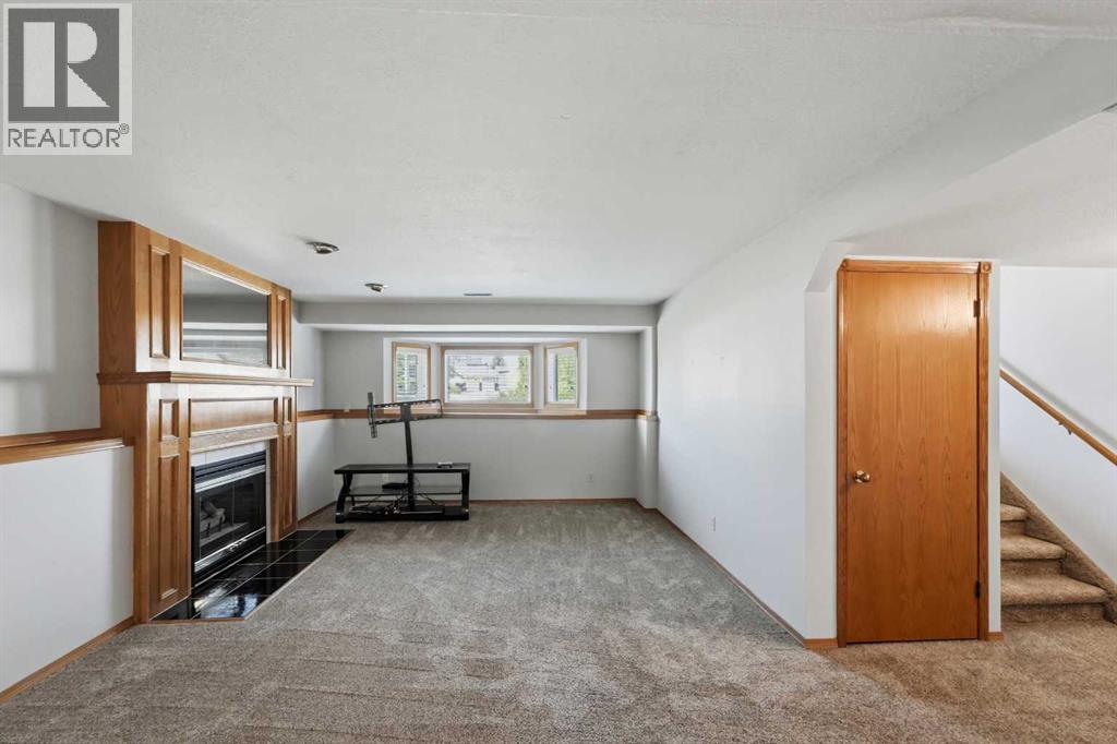 90 Duncan Crescent, Red Deer