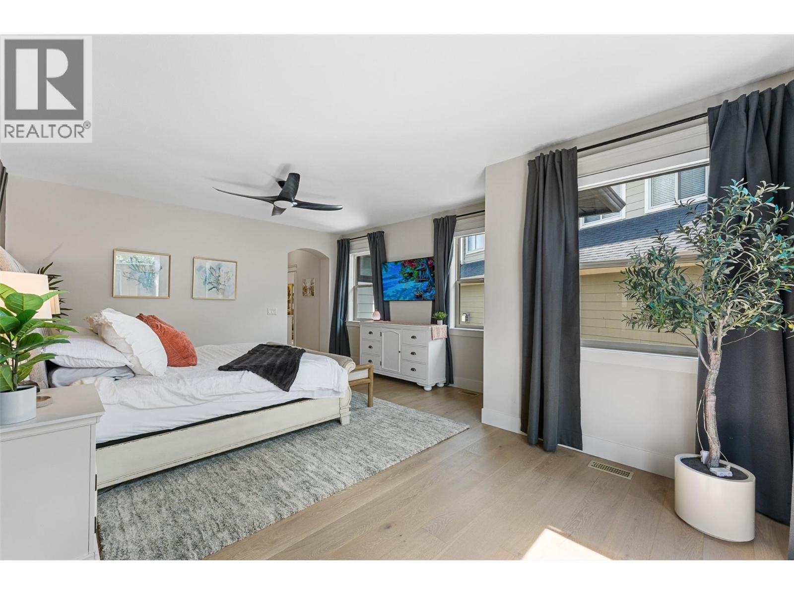 4455 Sherwood Court, Kelowna - Image 1