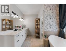 4455 Sherwood Court, Kelowna, BC V1W1E7 Photo 38
