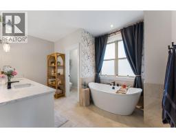 4455 Sherwood Court, Kelowna, BC V1W1E7 Photo 37