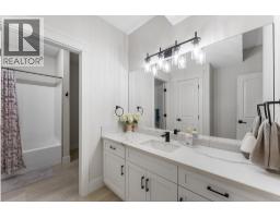 4455 Sherwood Court, Kelowna, BC V1W1E7 Photo 55