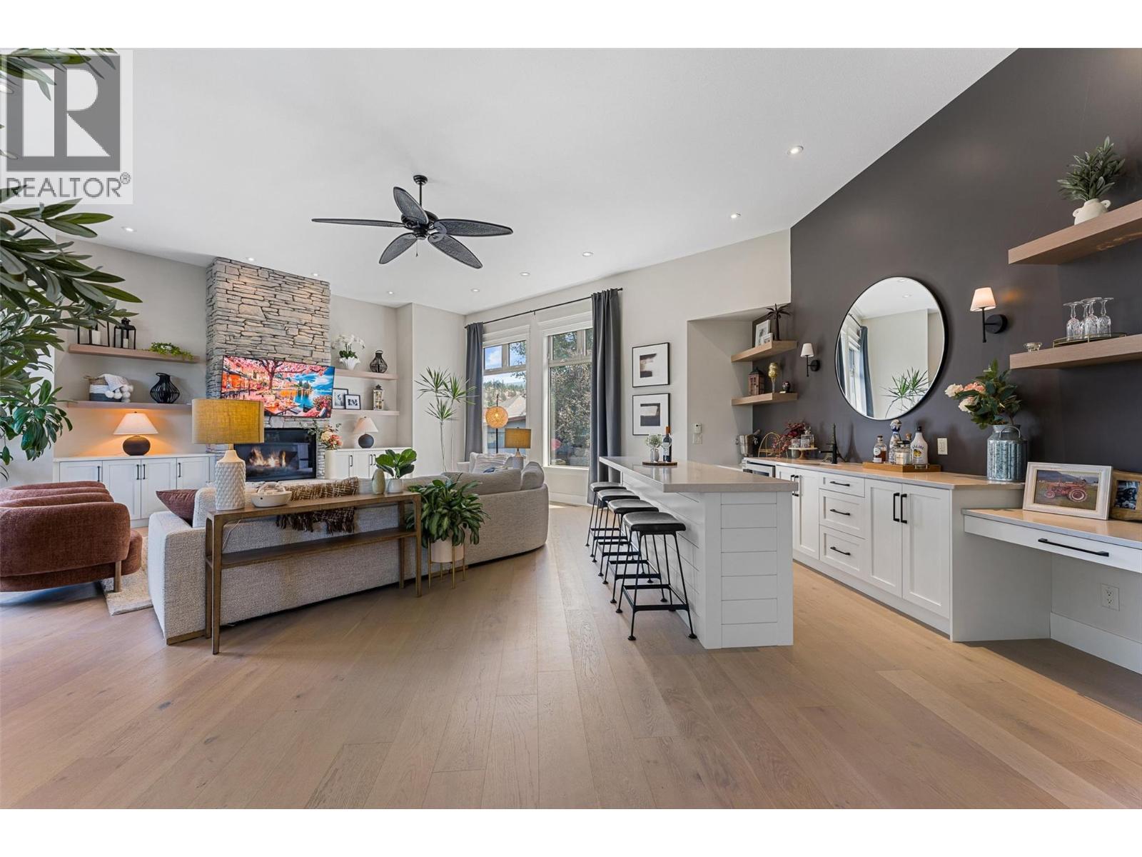 4455 Sherwood Court, Kelowna - Image 1