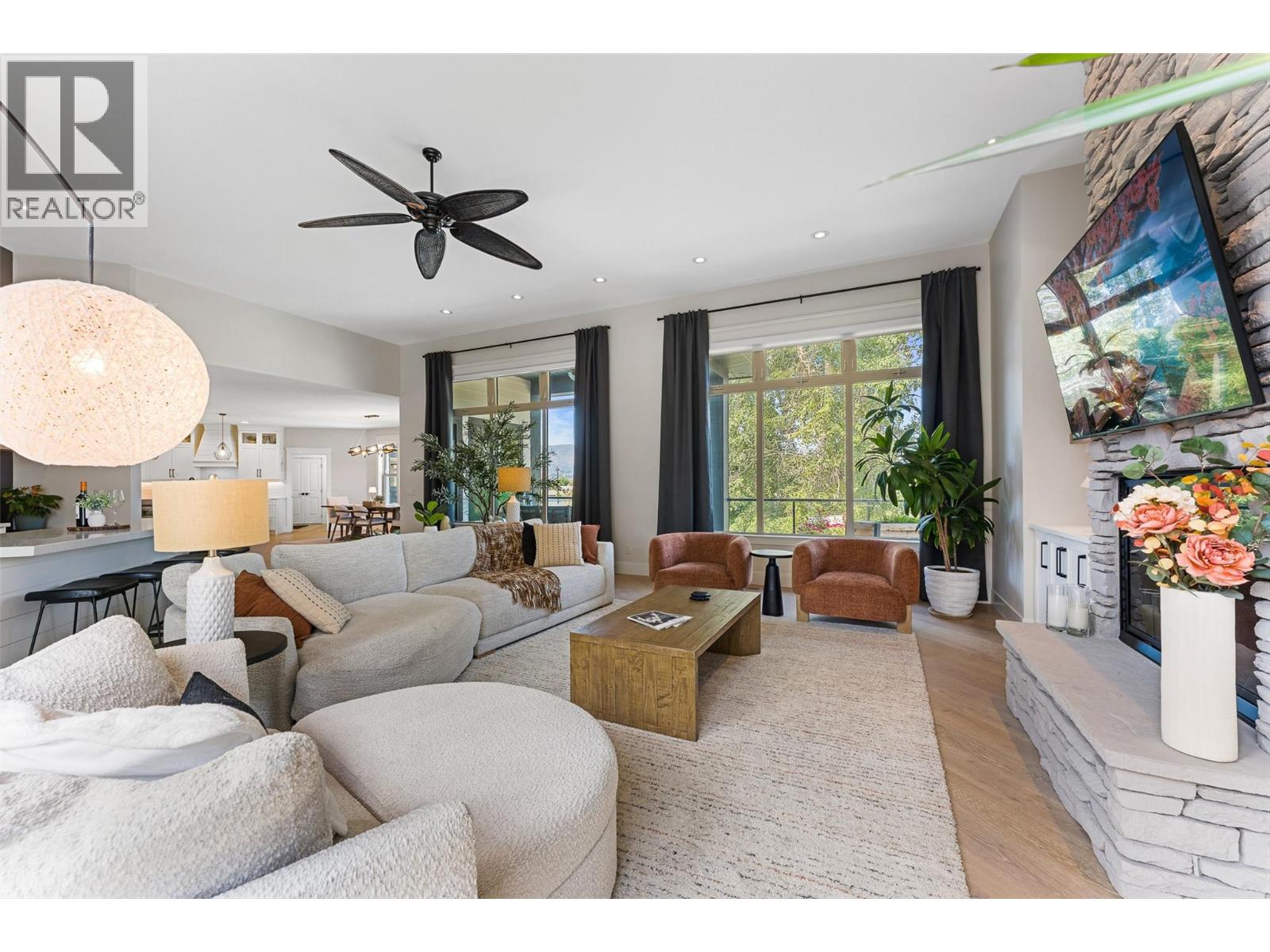 4455 Sherwood Court, Kelowna - Image 1