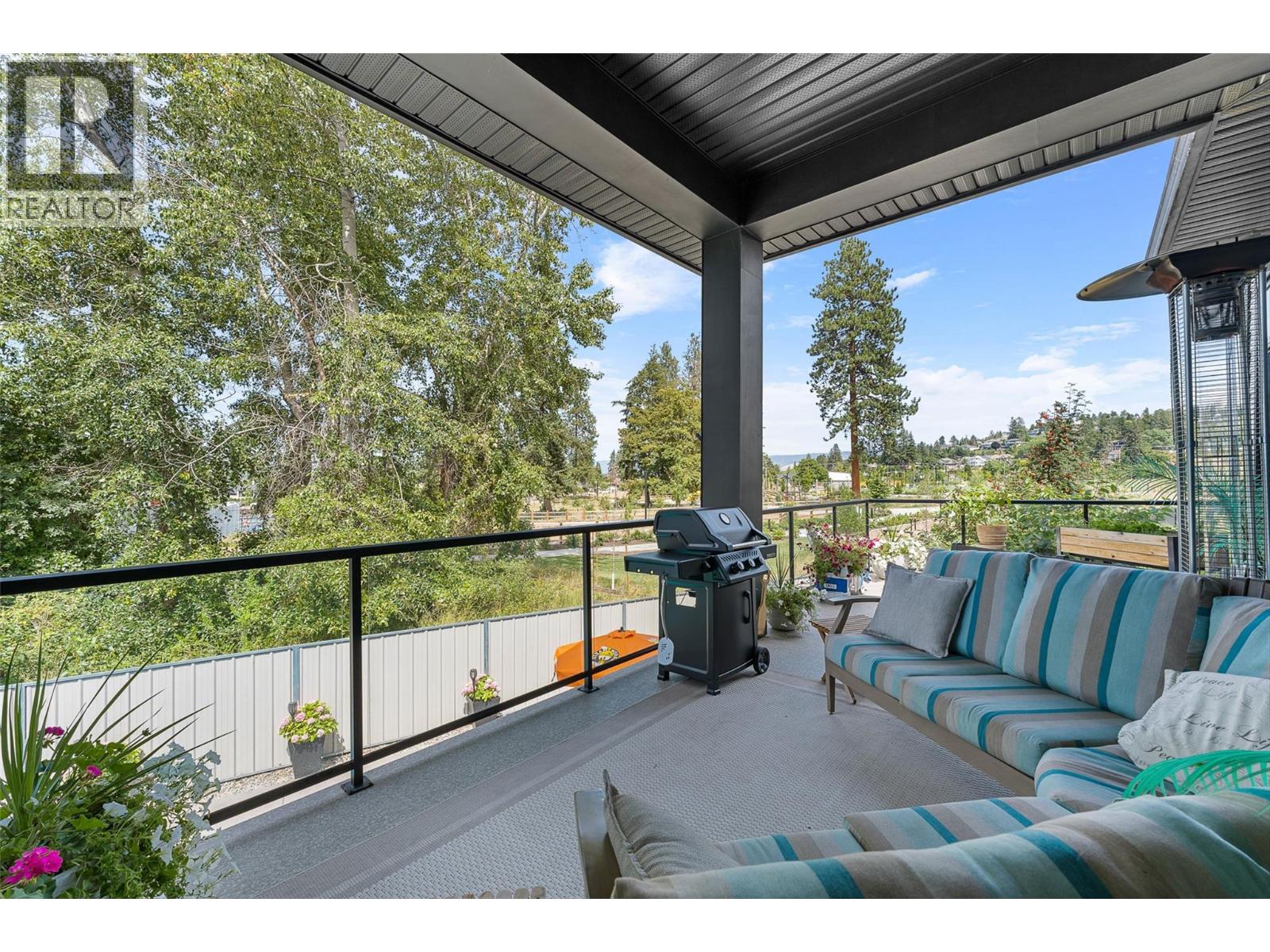 4455 Sherwood Court, Kelowna - Image 1