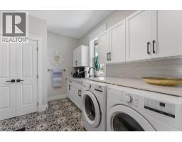 4455 Sherwood Court, Kelowna, BC V1W1E7 Photo 42