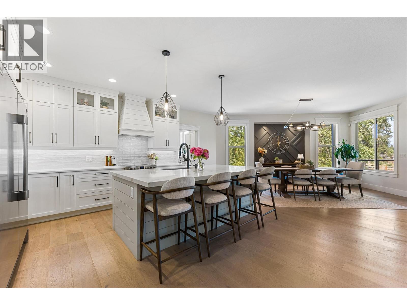 4455 Sherwood Court, Kelowna - Image 1