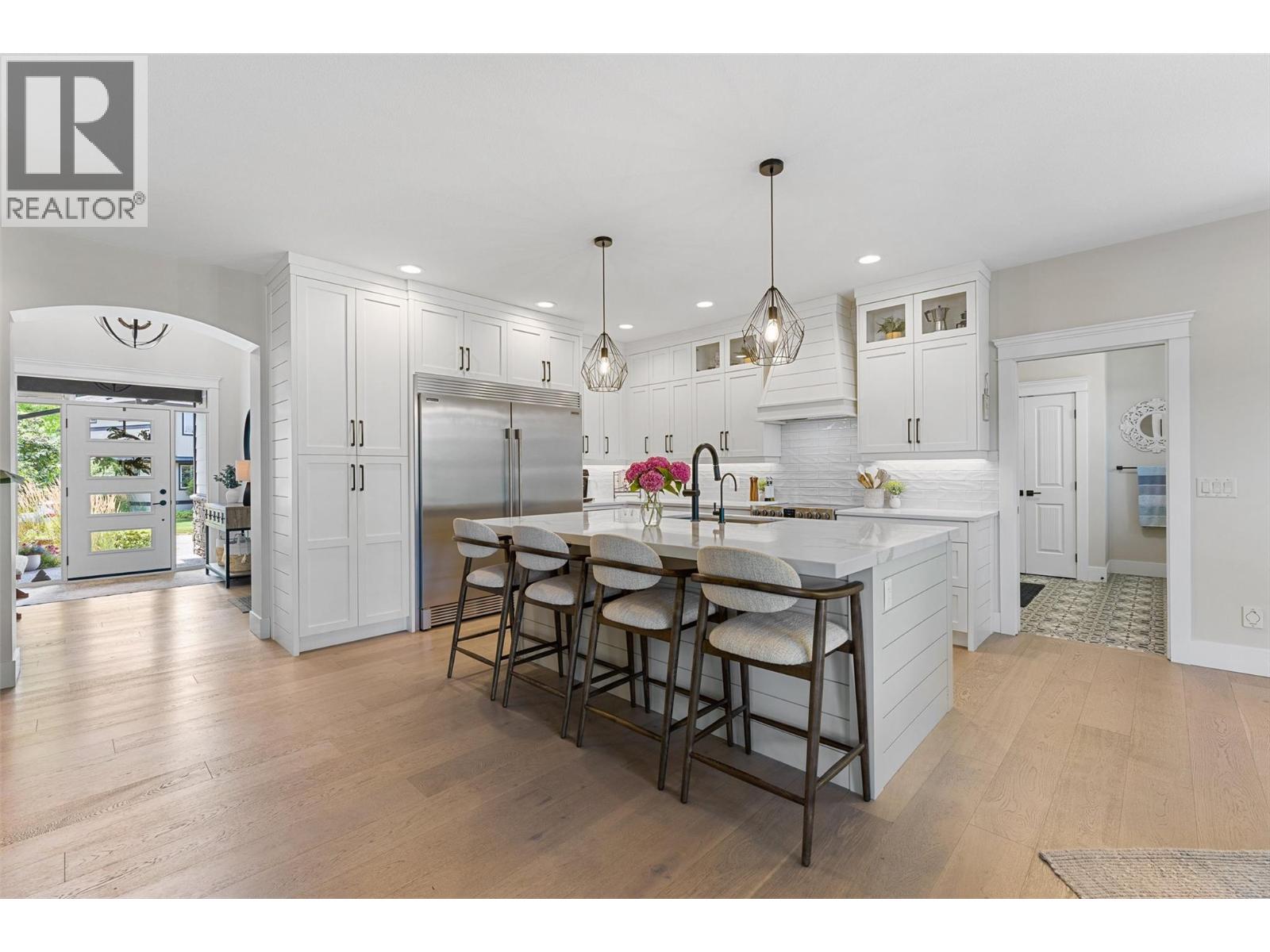 4455 Sherwood Court, Kelowna - Image 1