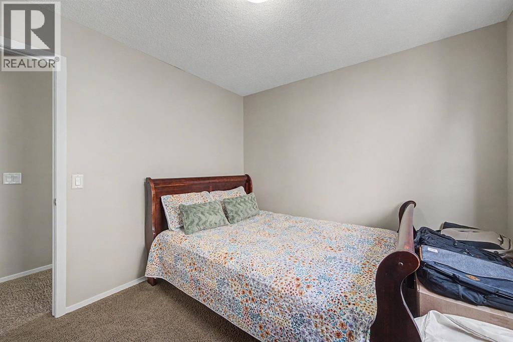 1600 Copperfield Boulevard SE - 20