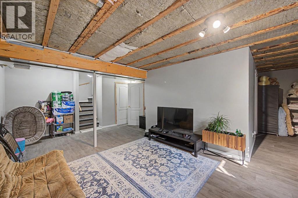 1600 Copperfield Boulevard SE - 33