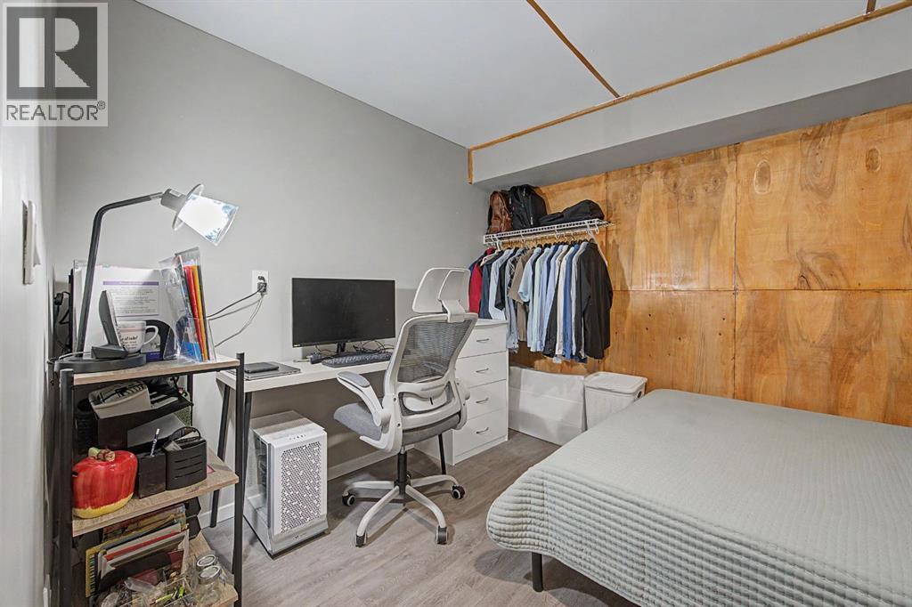1600 Copperfield Boulevard SE - 36
