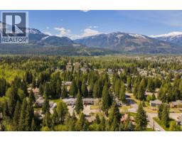 1587 Pratico Road, Revelstoke, BC V0E2S1 Photo 50