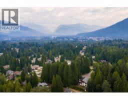1587 Pratico Road, Revelstoke, BC V0E2S1 Photo 52
