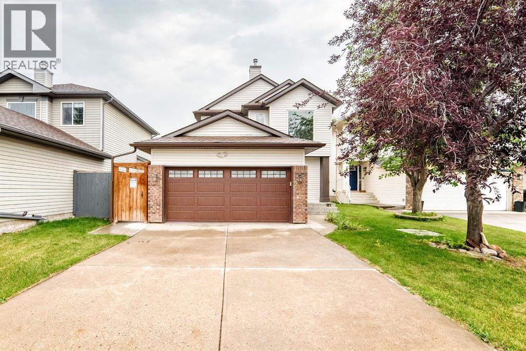 262 Coventry Court NE, Coventry Hills, Calgary photo 1