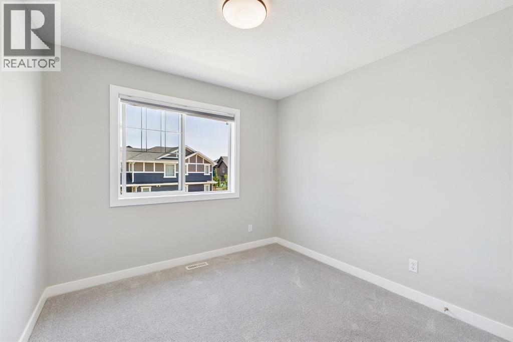 31 Sundown Manor, Cochrane